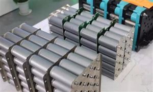 新能源大廠磷酸鐵鋰電池增資擴(kuò)產(chǎn) 磷酸鐵鋰電池市場價格走勢及深度調(diào)研