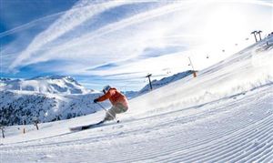 我國實現(xiàn)帶動三億人參與冰雪運動的目標 我國滑雪產(chǎn)業(yè)發(fā)展現(xiàn)狀分析