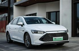2022中國新能源汽車行業(yè)產(chǎn)銷量品牌現(xiàn)狀及趨勢分析