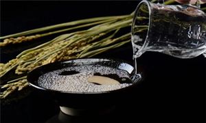 白酒行業(yè)市場(chǎng)分析 未來(lái)白酒行業(yè)的發(fā)展分析