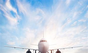 首架?chē)?guó)產(chǎn)大飛機(jī)C919交付中國(guó)東方航空 航空航天行業(yè)發(fā)展分析報(bào)告