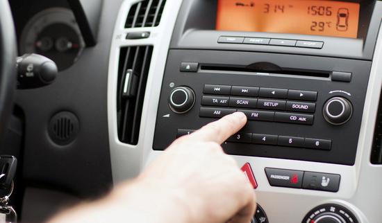 汽車(chē)音響迎來(lái)升級(jí)，單車(chē)價(jià)值量 10 倍成長(zhǎng)