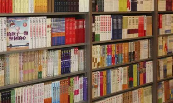 2022年圖書(shū)零售市場(chǎng)發(fā)展現(xiàn)狀 圖書(shū)零售連鎖行業(yè)發(fā)展前景趨勢(shì)分析