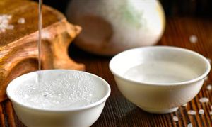 中國醬香型白酒行業(yè)發(fā)展現(xiàn)狀 中國醬香型白酒行業(yè)產(chǎn)能分析