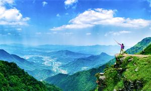 景區(qū)旅游行業(yè)發(fā)展態(tài)勢(shì)及未來(lái)戰(zhàn)略規(guī)劃
