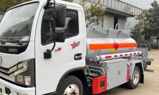 油罐車市場需求 油罐車產(chǎn)業(yè)發(fā)展現(xiàn)狀及前景投資分析