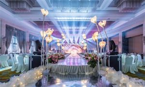 婚慶市場(chǎng)主要消費(fèi)人群調(diào)研 婚慶O2O行業(yè)發(fā)展前景預(yù)測(cè)分析