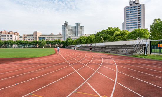 2022年全國(guó)共有民辦學(xué)校17.83萬(wàn)所 同比減少7451所