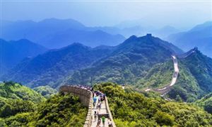 下半年國內(nèi)旅游收入預(yù)計達(dá)五萬億元 非洲成暑期出境游市場 黑馬