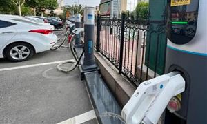 全國近九成高速公路服務(wù)區(qū)已建設(shè)電動(dòng)汽車充電設(shè)施 充電樁行業(yè)市場投資分析