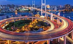 上半年我國(guó)交通運(yùn)輸經(jīng)濟(jì)運(yùn)行持續(xù)好轉(zhuǎn) 推動(dòng)公路與旅游融合高質(zhì)量發(fā)展