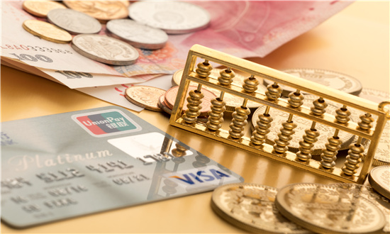 銀行保險新增債券投資9.6萬億元 銀行業(yè)保險業(yè)服務(wù)實體經(jīng)濟質(zhì)效不斷增強