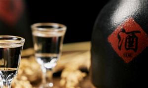 2023年以來白酒行業(yè)仍在行業(yè)調(diào)整深水期 未來釀酒行業(yè)發(fā)展趨勢如何