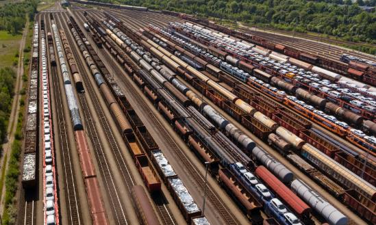 2024鐵路貨運現(xiàn)狀調(diào)研分析：前三季度國家鐵路共發(fā)送貨物28.97億噸