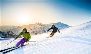 冰雪旅游消費迎爆發(fā)式增長 室內(nèi)滑雪場行業(yè)市場前瞻布局