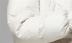 26款羽絨服不合格:探路者上黑榜 羽絨服行業(yè)市場分析 預(yù)計2024年我國羽絨服行業(yè)市場規(guī)模將會達到1950億元