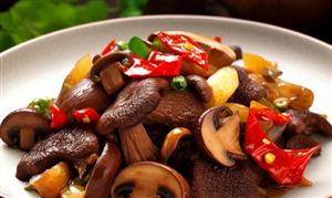 食用菌行業(yè)前景及市場需求趨勢分析2024 我國食用菌年產(chǎn)量已達(dá)4000多萬噸