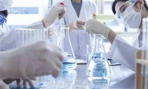 明年生物醫(yī)藥大健康產(chǎn)業(yè)規(guī)模突破2000億元 2024生物制藥行業(yè)前景研究