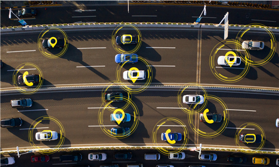 智能汽車(智能網(wǎng)聯(lián)汽車)行業(yè)市場深度調(diào)研 預(yù)計到2025年智能網(wǎng)聯(lián)汽車應(yīng)用服務(wù)市場收入規(guī)模 將達(dá)到2223億元