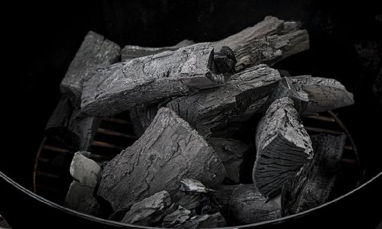 生物質(zhì)炭市場呈現(xiàn)出勃勃生機(jī) 生物質(zhì)炭行業(yè)發(fā)展?jié)摿Ψ治?>
</a>
</p>
<div   id=