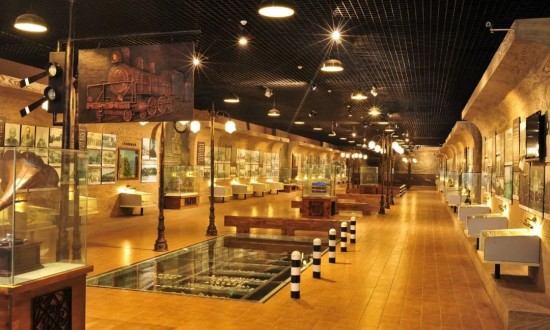 2024年中國博物館旅游行業(yè)的產業(yè)鏈上下游結構及投資趨勢分析
