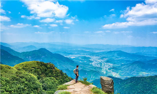 2024年中國(guó)自然教育市場(chǎng)驅(qū)動(dòng)因素、自然教育主要細(xì)分市場(chǎng)及行業(yè)未來發(fā)展投資前景趨勢(shì)